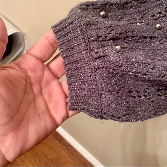 Sweater - Picture 3 of 4